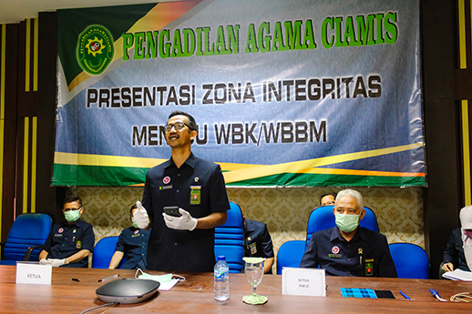 desk-evaluasi-zi-1.jpg